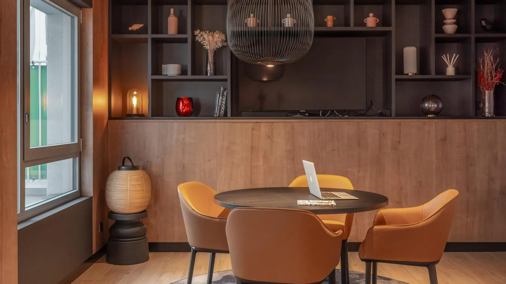 ***  Ibis Paris Gare Montparnasse Catalogne Hotel França