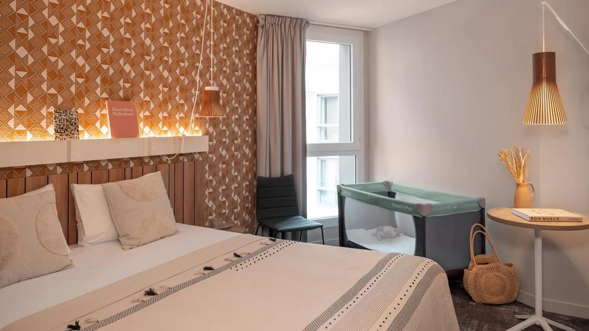 Ibis Paris Gare Montparnasse Catalogne Hotel