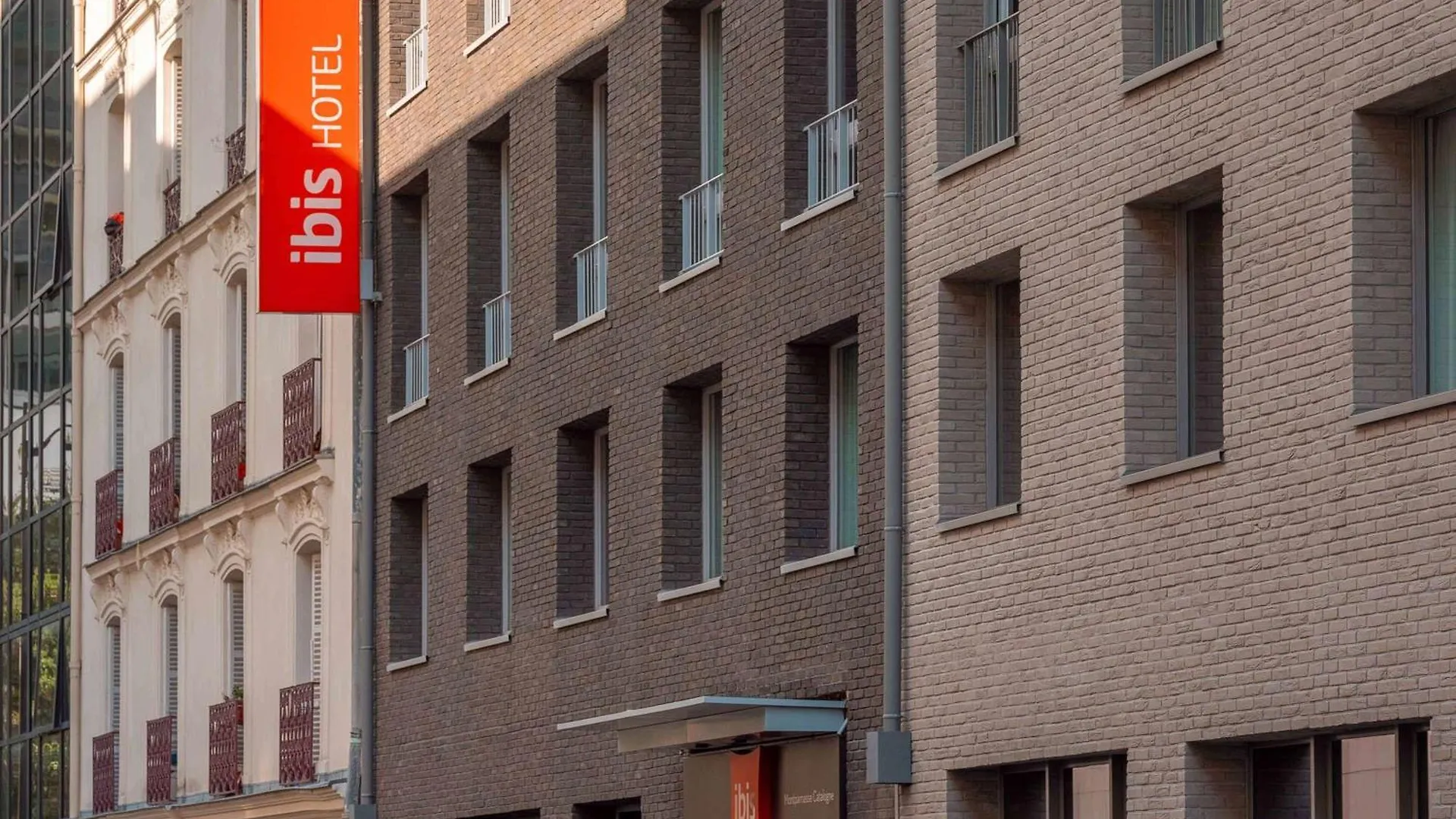 Ibis Paris Gare Montparnasse Catalogne Hotel
